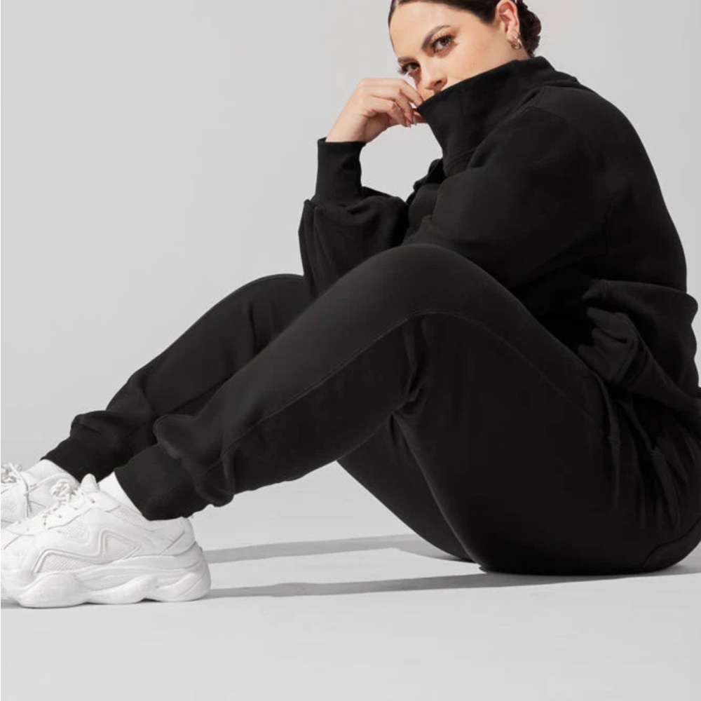 Popflex Ooey Gooey Joggers Black Small (reposting)